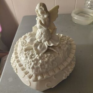 Cream Angelic Trinket Box 7x7